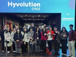 Estudiantes DIGEA en Congreso Hyvolution Chile 2025